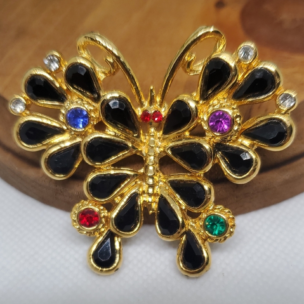Vintage-Inspired Hand Crafted Gold and Black Butterfly Brooch - Picture 2 of 7